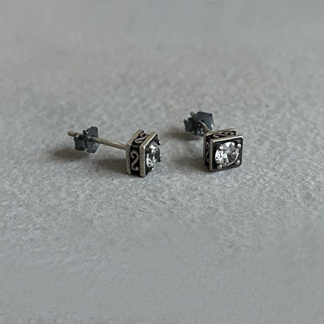 Fashion Totem White Calcite Silver Earrings