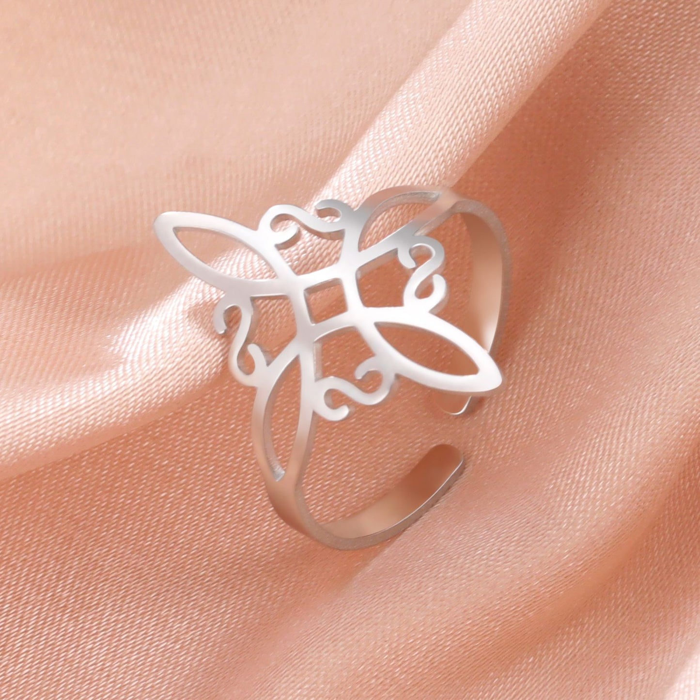 Trinket Cut Titanium Steel Witch Knot S-shaped Ring