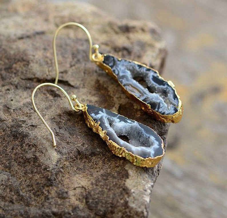 Vintage Agate Edging Hollowed-out Water Drop Irregular Earrings