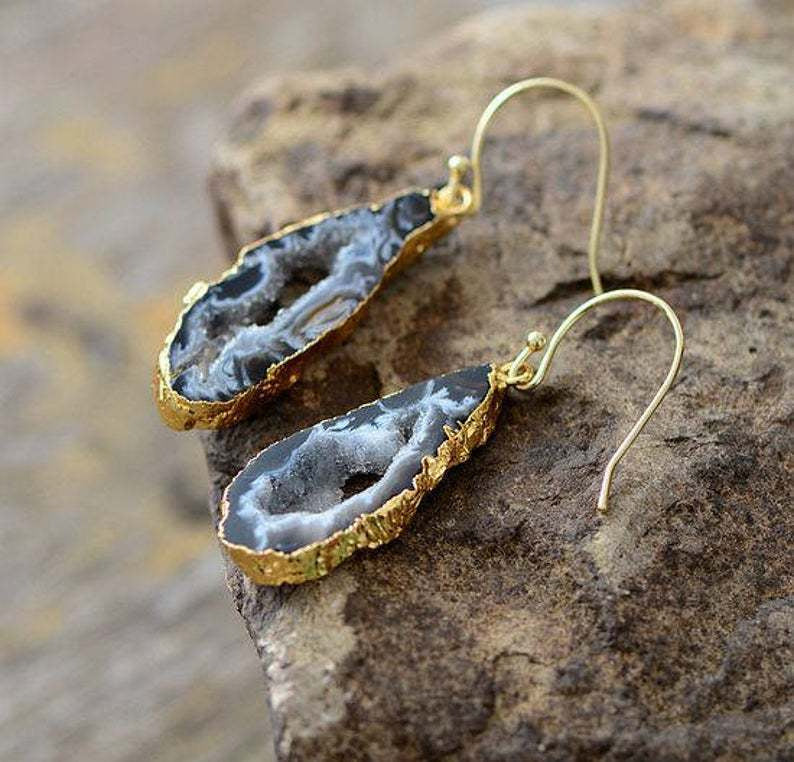 Vintage Agate Edging Hollowed-out Water Drop Irregular Earrings