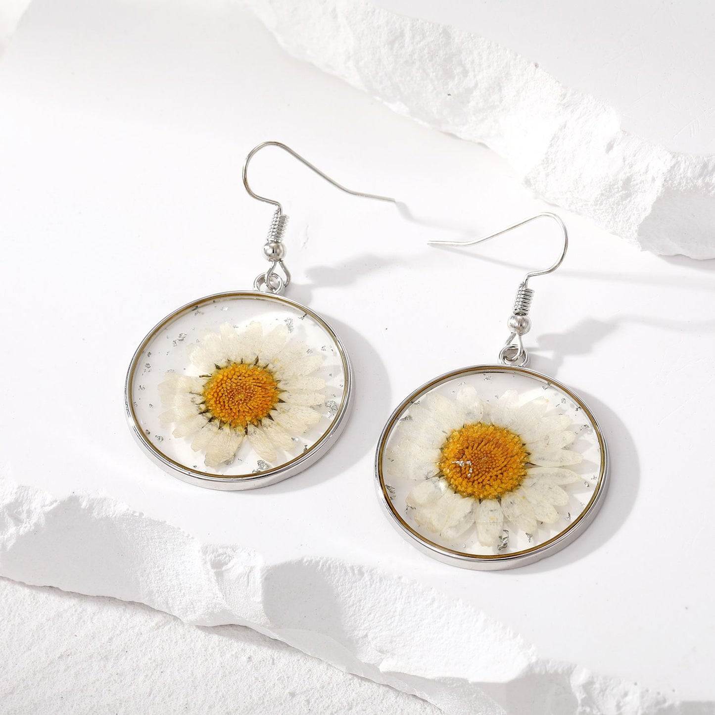 Transparent Personalized Fashion Retro Simple Small Natural Dry Flower Earrings