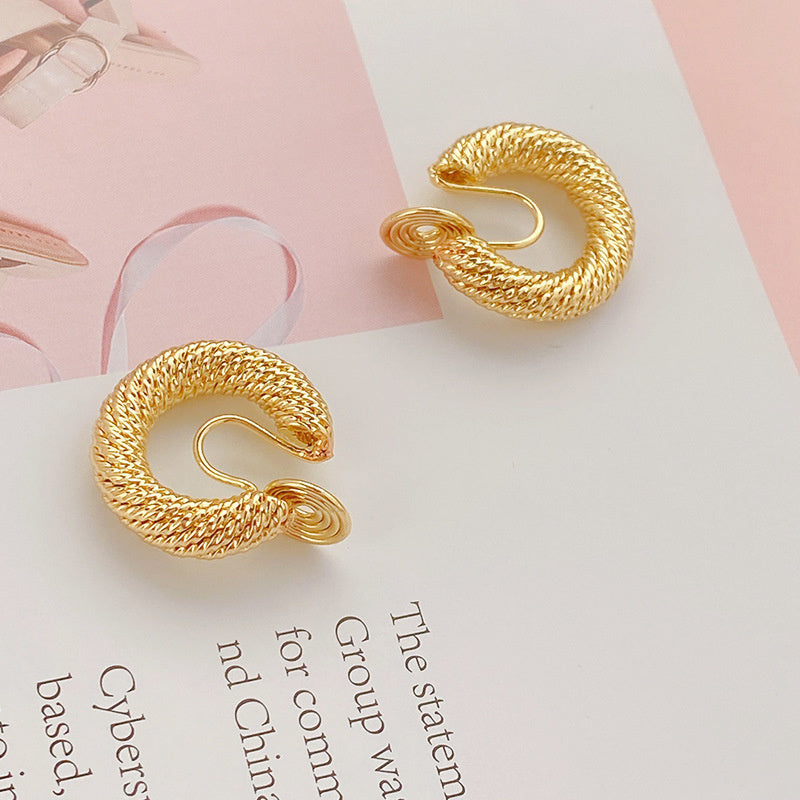 Women's Fashionable Mosquito Coil Ear Clip