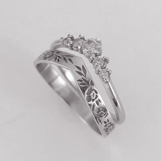 Simple Diamond V-shaped Wreath Ring