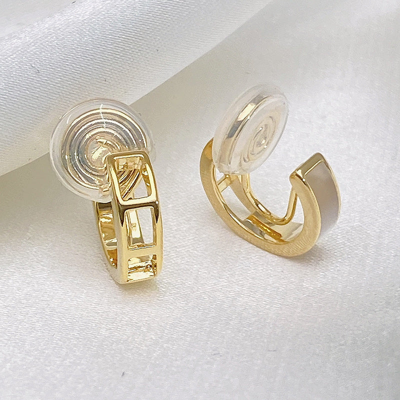 High-grade Simple Fritillaria Circle Earrings