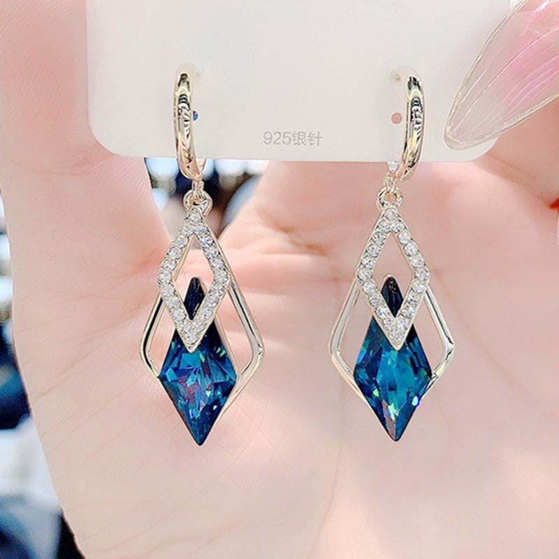 Women's Earrings In Geometric Crystal Glass