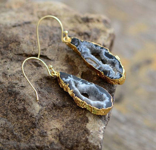 Vintage Agate Edging Hollowed-out Water Drop Irregular Earrings