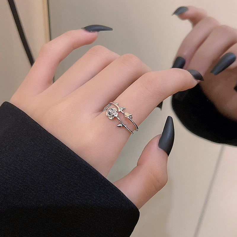 Women's Fashionable Silver Rose Ring