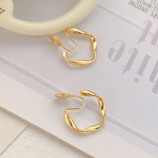 Women's Fashionable Mosquito Coil Ear Clip
