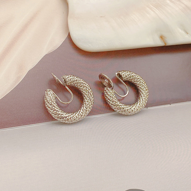 Women's Fashionable Mosquito Coil Ear Clip