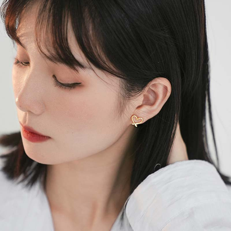 Love Ear Clip For Daily Commuting